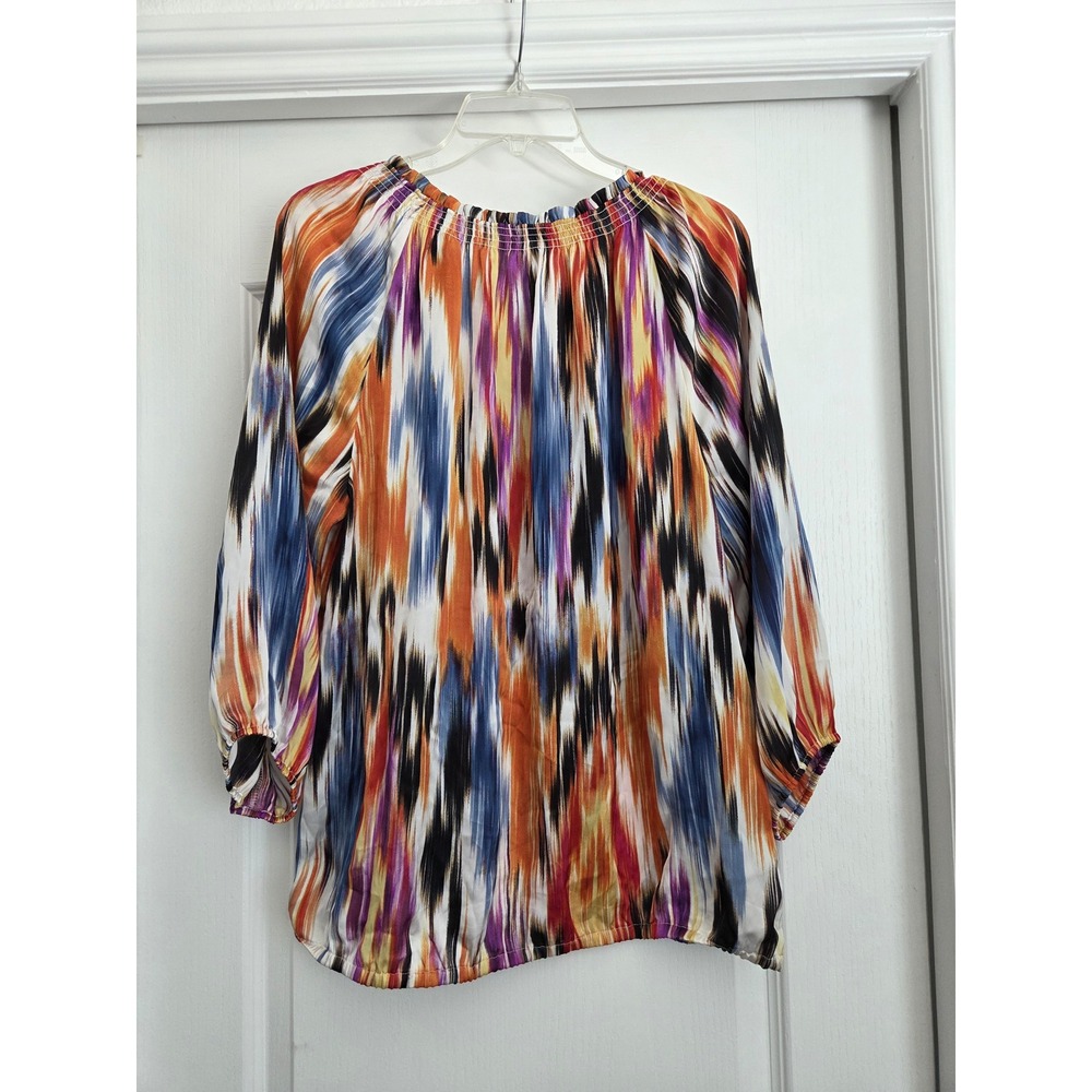 Chico's Multicolor Satin Blouse Abstract‎ Print 3/4 Sleeve Smocked Neck Size 2/L
